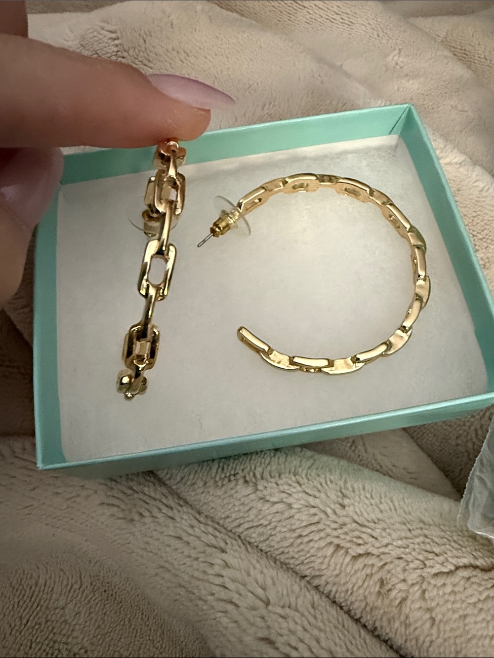 Park lane Chantel chain earrings-gold